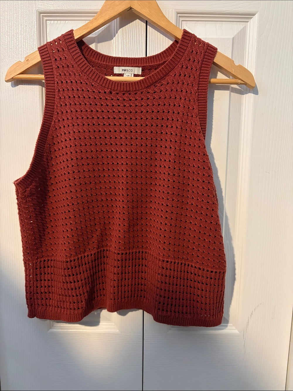 RW&co Women's Sleeveless Knit Shell - Rust
